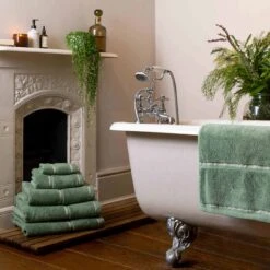 Meadow Green Bath Mat