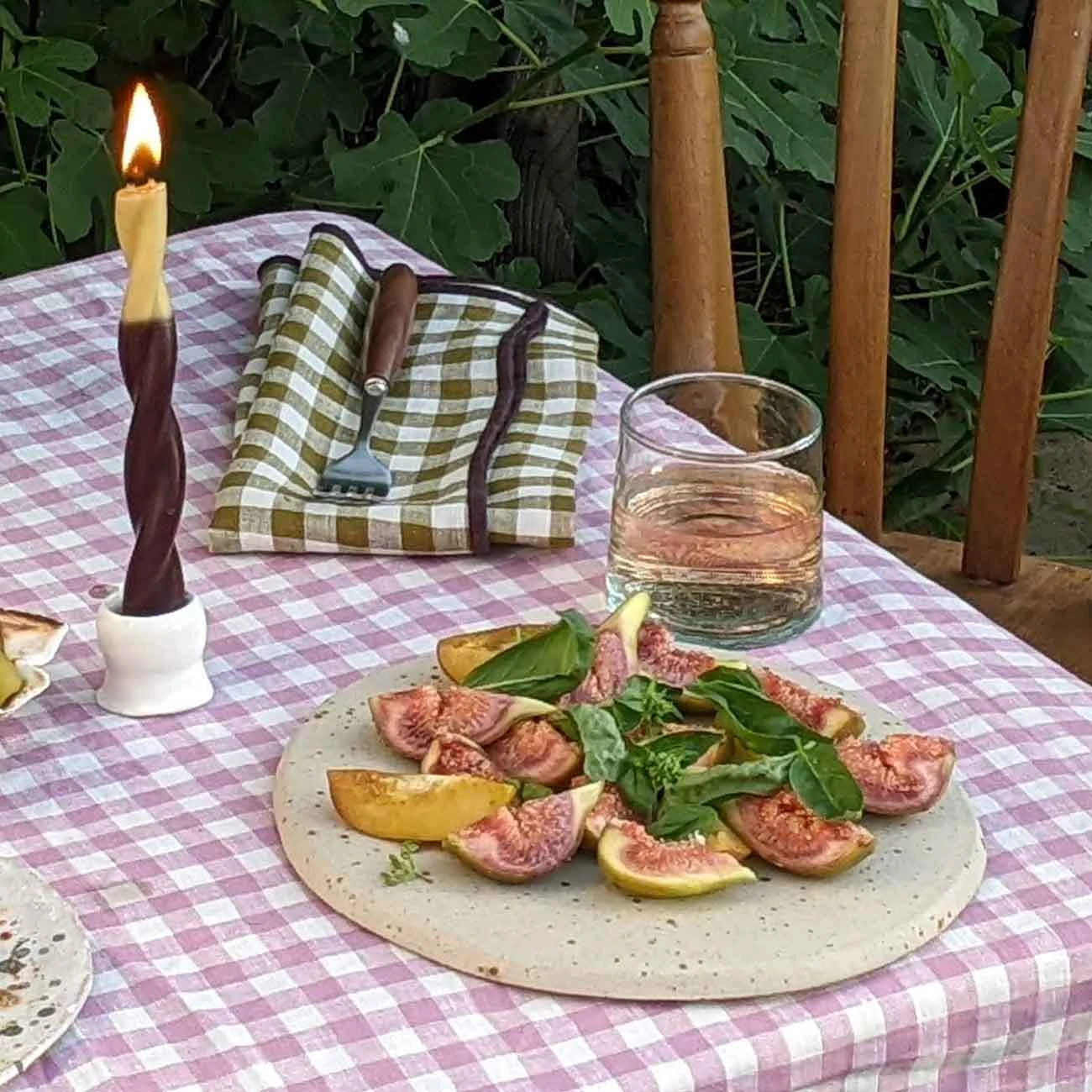 Botanical Green Gingham Linen Napkins Set Of 4 4 Botanical Green Gingham Linen Napkins Set Of 4 - Image 2