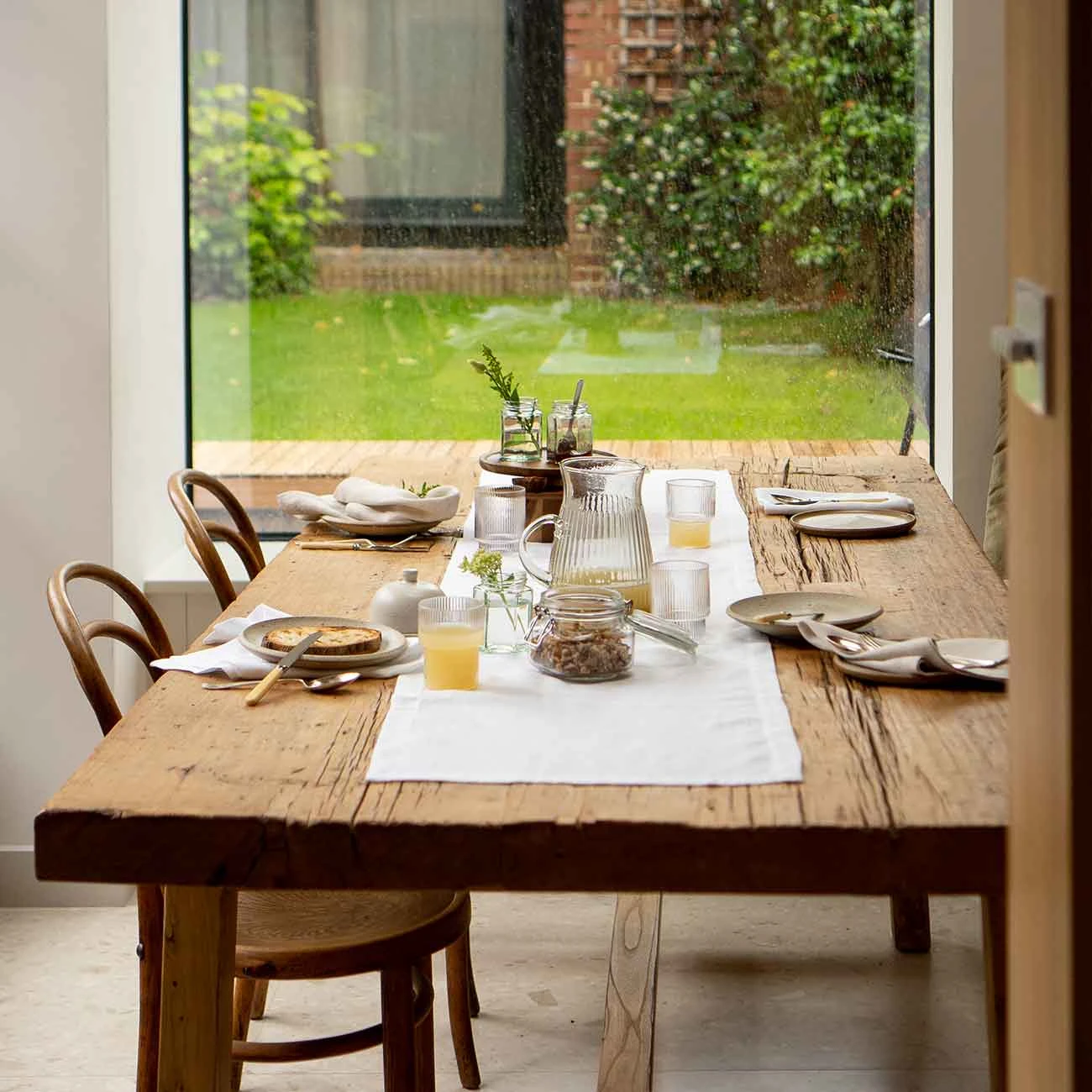 White Linen Napkins Set Of 4 4 White Linen Napkins Set Of 4 - Image 2