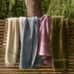 Botanical Green Bath Towel -Piglet in Bed Store Piglet in Bed Terry Cotton Bath Towel Botanic Green Lifestyle 2