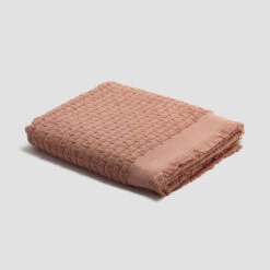 Creme Caramel Basketweave Cotton Towels 9 Creme Caramel Basketweave Cotton Towels -Piglet in Bed Store PigletinBed BathroomCollection BasketweaveCottonBathSheet CremeCaramel 1 GreyBG 83d66c5f 7a2e 4850 9eb5 e09db4b8b7dd