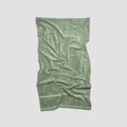 Meadow Green Bath Towel -Piglet in Bed Store PigletinBed BathroomCollection BathTowel MeadowGreen 2 greyBG