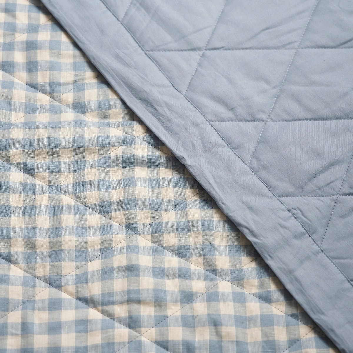 Warm Blue Gingham Linen Quilt 5 Warm Blue Gingham Linen Quilt - Image 3