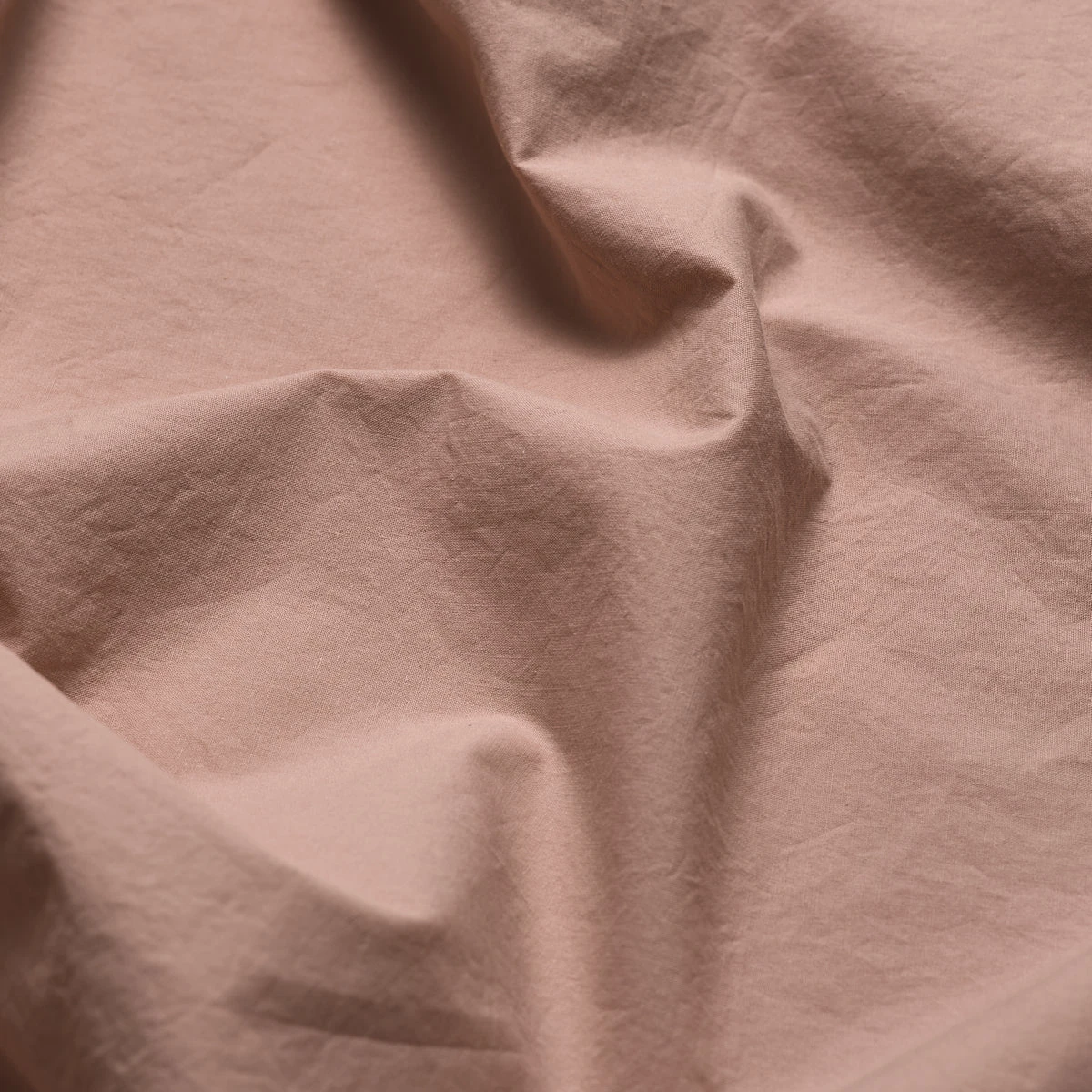 French Rose Washed Cotton Percale Fitted Sheet 4 French Rose Washed Cotton Percale Fitted Sheet - Image 2