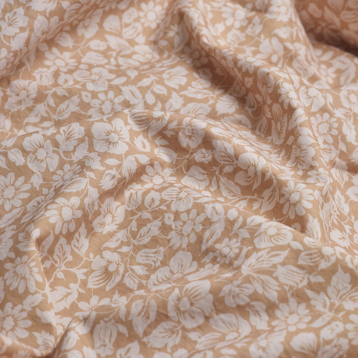 Butterscotch Meadow Floral Printed Cotton Flat Sheet 4 Butterscotch Meadow Floral Printed Cotton Flat Sheet - Image 2